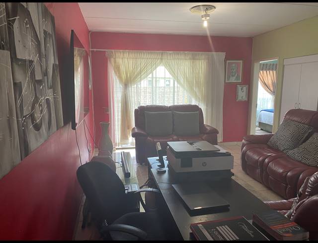 3 BEDROOM SECTIONAL TITLE FOR SALE IN PARKRAND